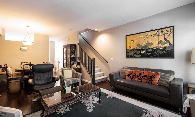 28-3711 Robson Court