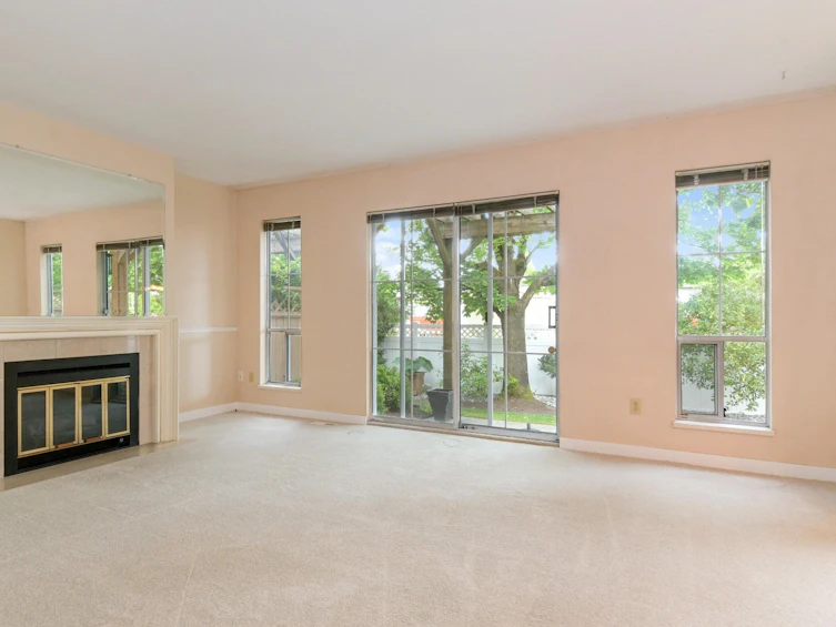 8-6140 192 Street, Surrey, BC, V3S 7V7 - 6