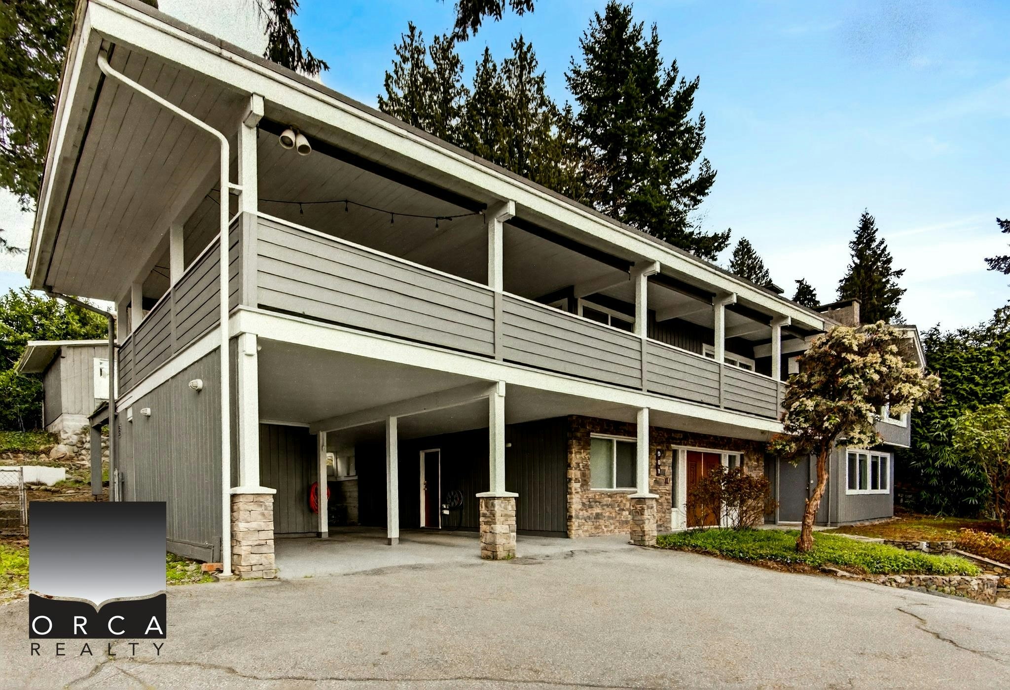 981 Kinsac Street, Coquitlam, BC, V3J 4T8