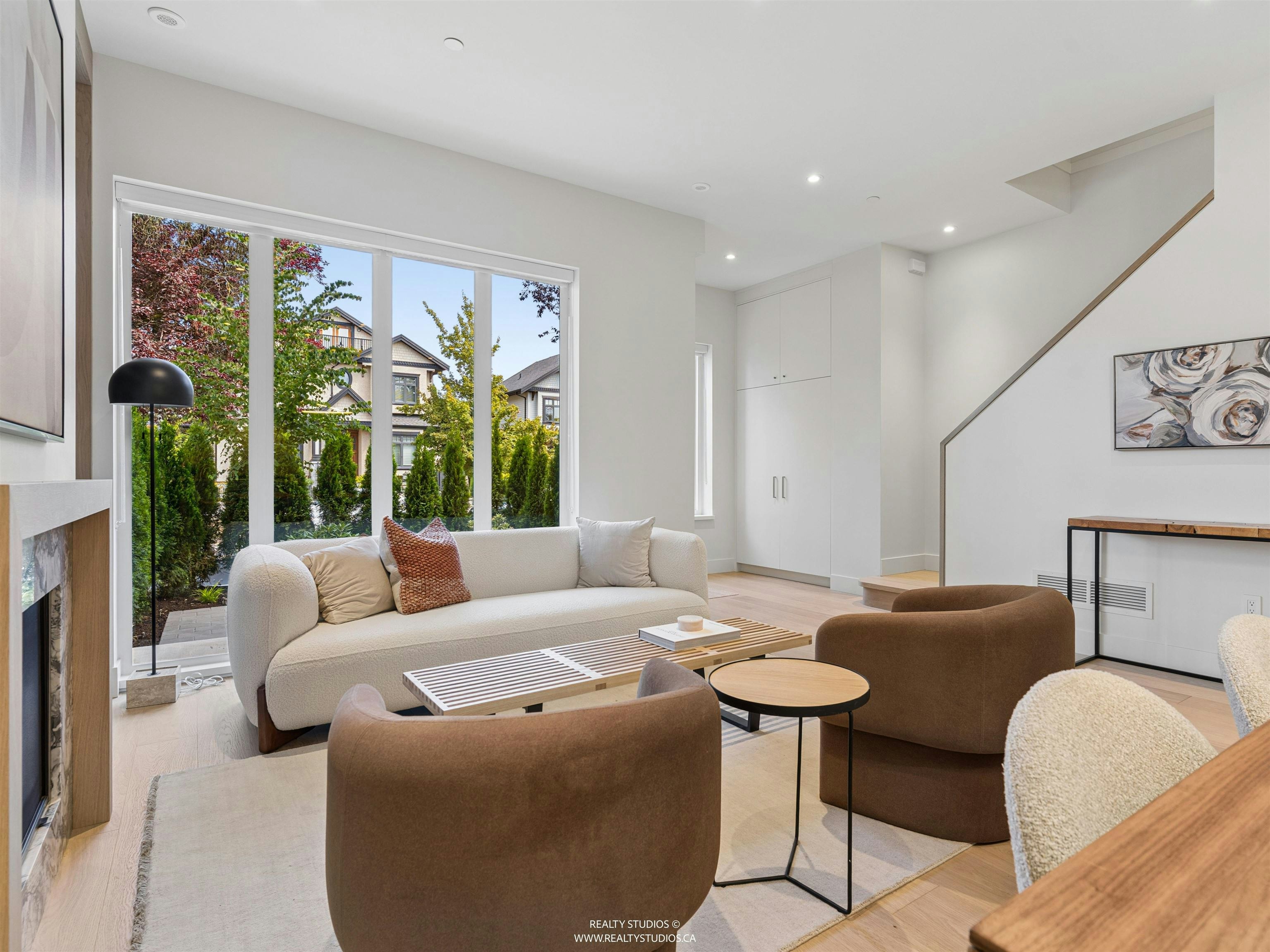 2-3058 W 34th Avenue - 3