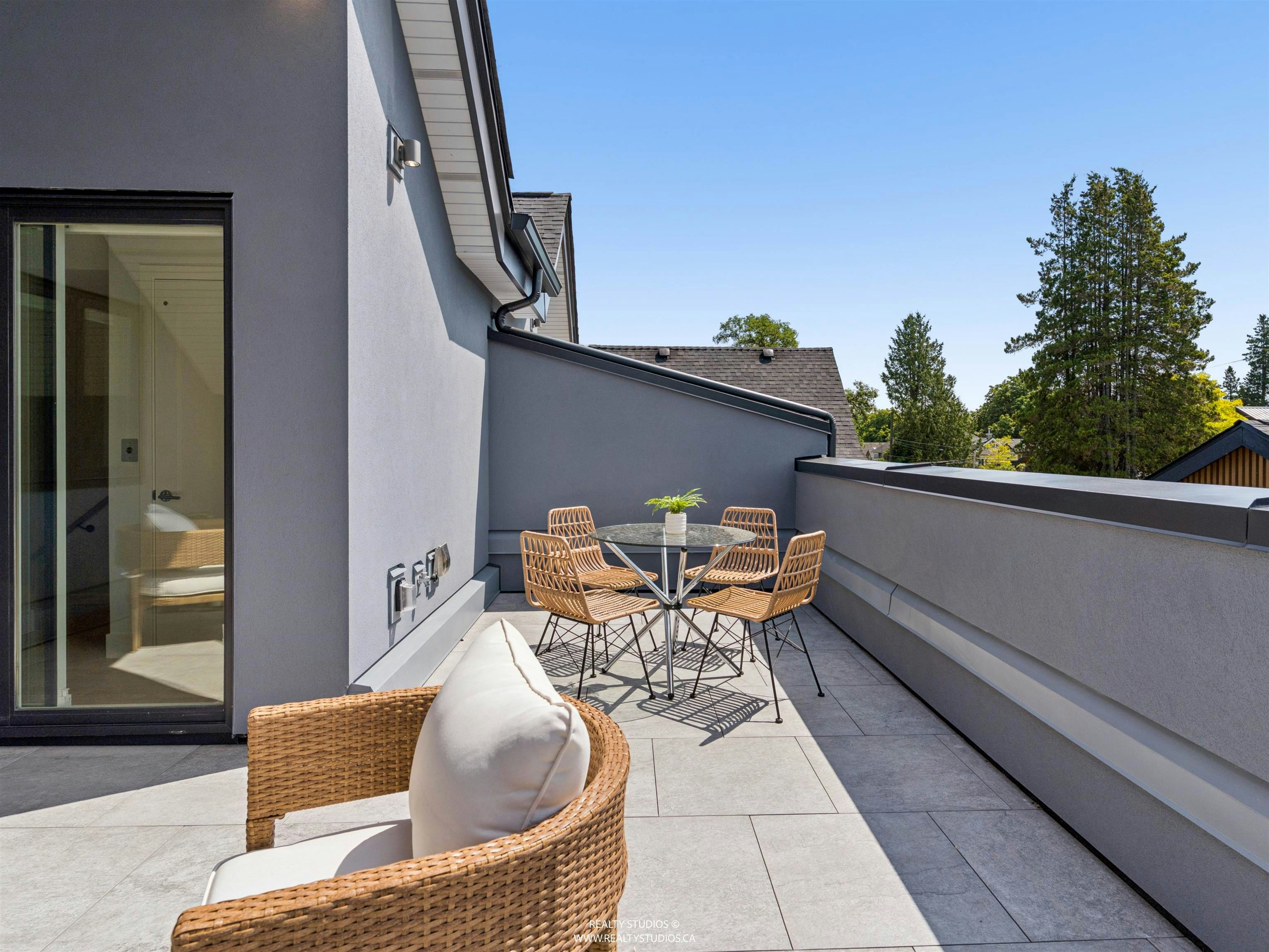 2-3058 W 34th Avenue, Vancouver, BC, V6N 2K2 - 34