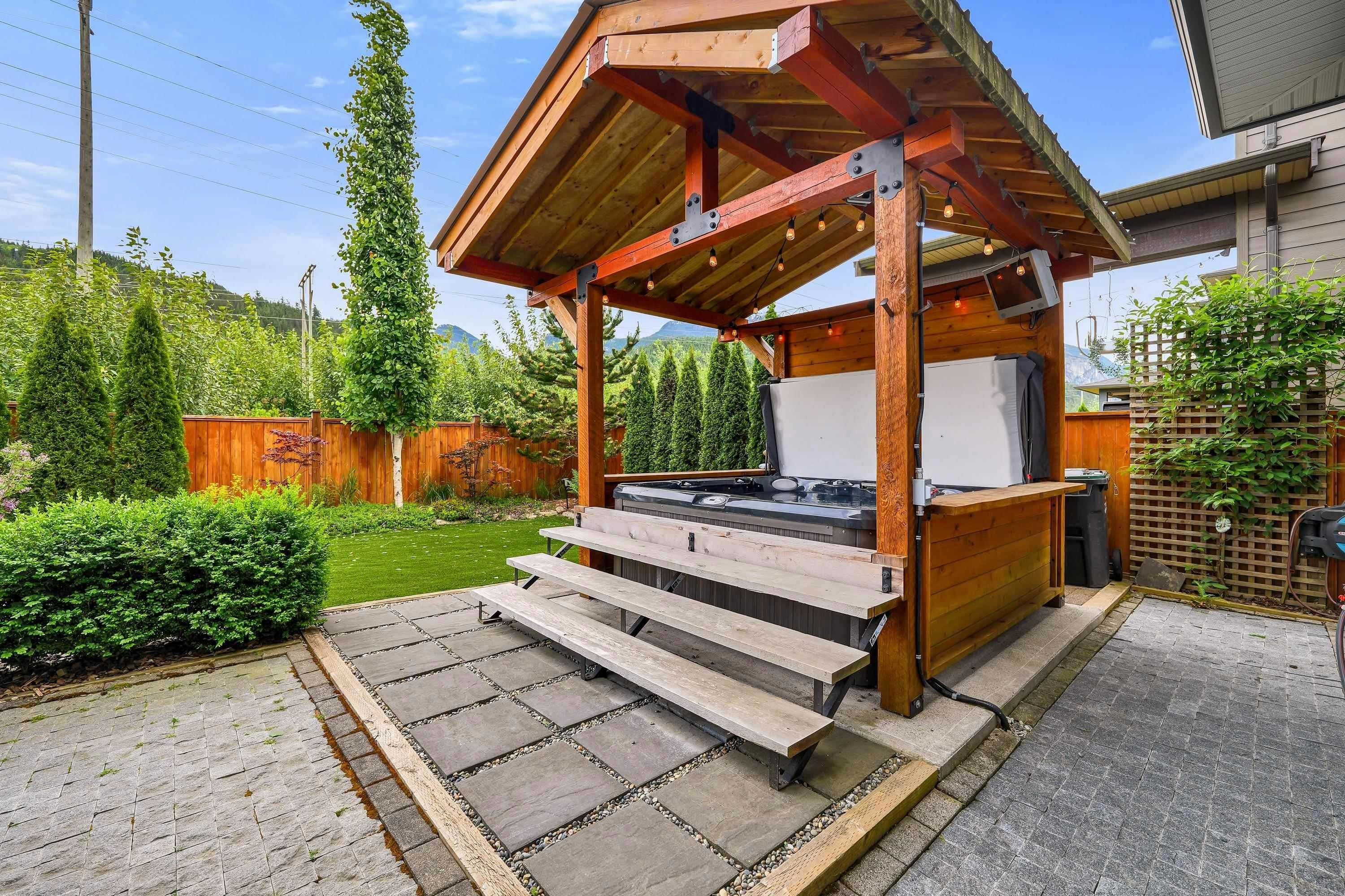 39224 Cardinal Drive, Squamish, BC, V8B 0V3 - 24