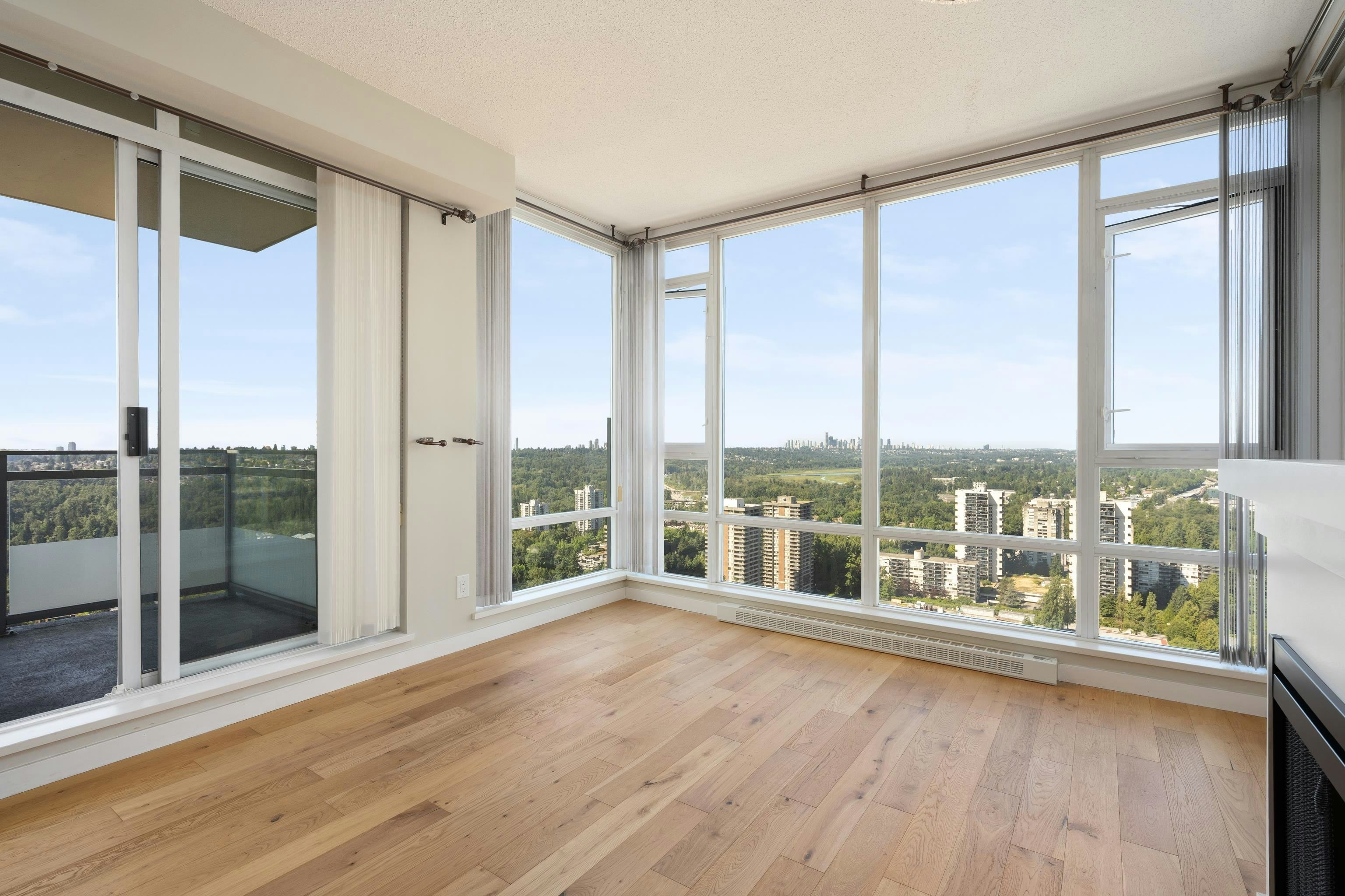 3505-9888 Cameron Street - 3