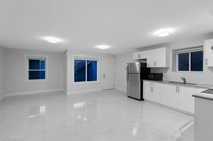 338 Mundy Street, Coquitlam, BC, V3K 5M4 - 34