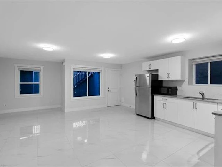 338 Mundy Street, Coquitlam, BC, V3K 5M4 - 34