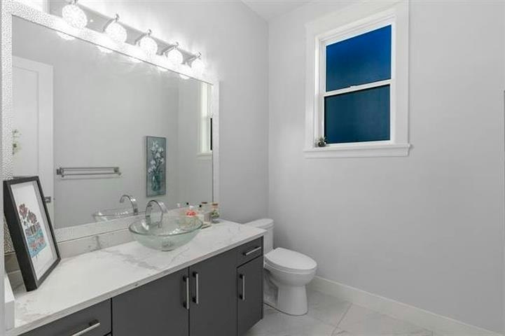 338 Mundy Street, Coquitlam, BC, V3K 5M4 - 18