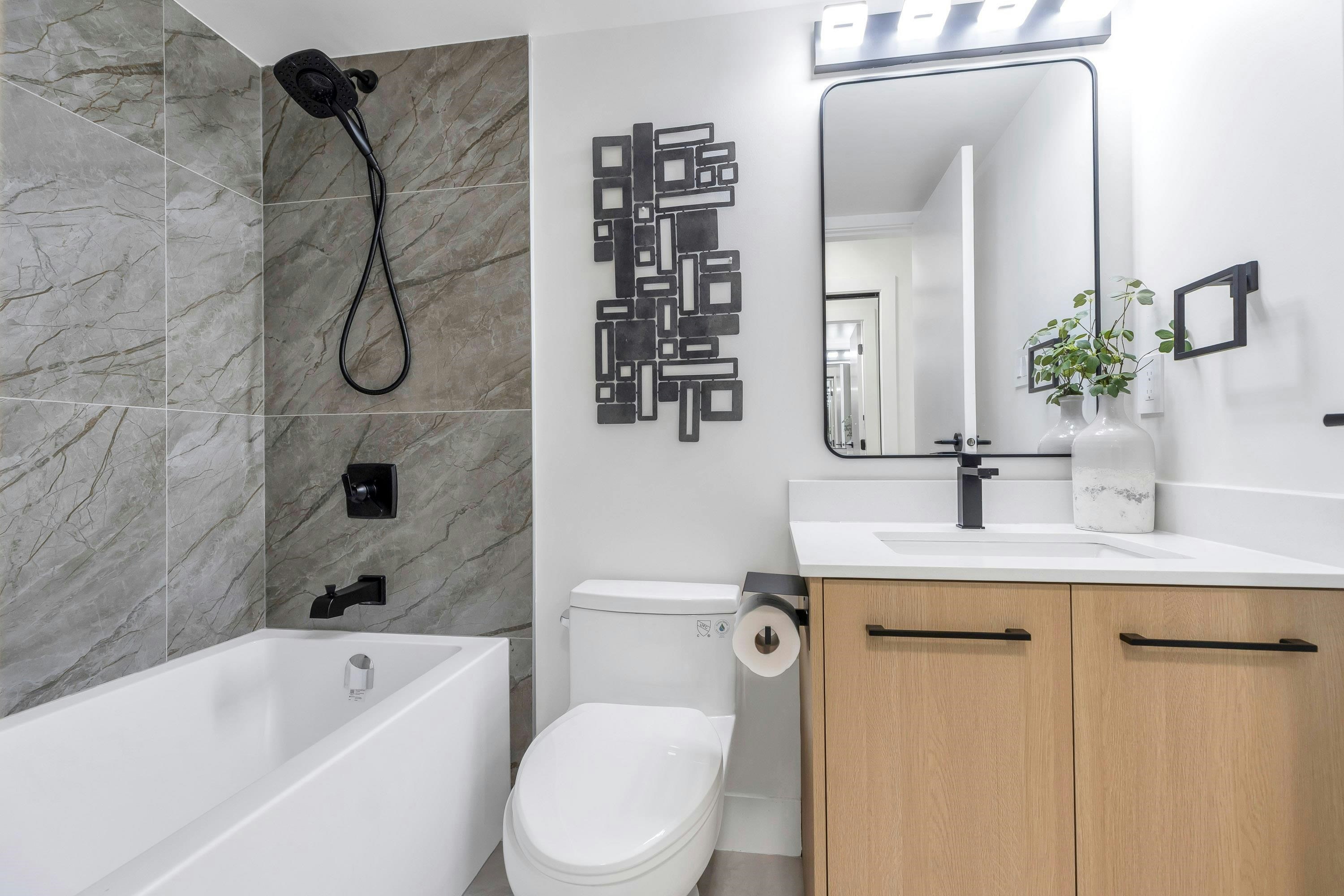 1001-2733 Chandlery Place, Vancouver, BC, V5S 4V3 - 18