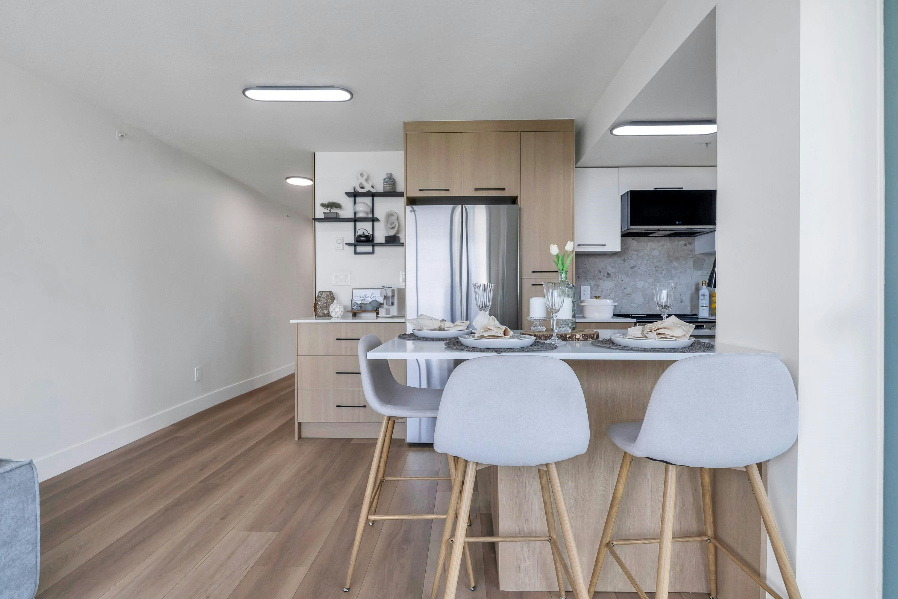 1001-2733 Chandlery Place, Vancouver, BC, V5S 4V3 - 8