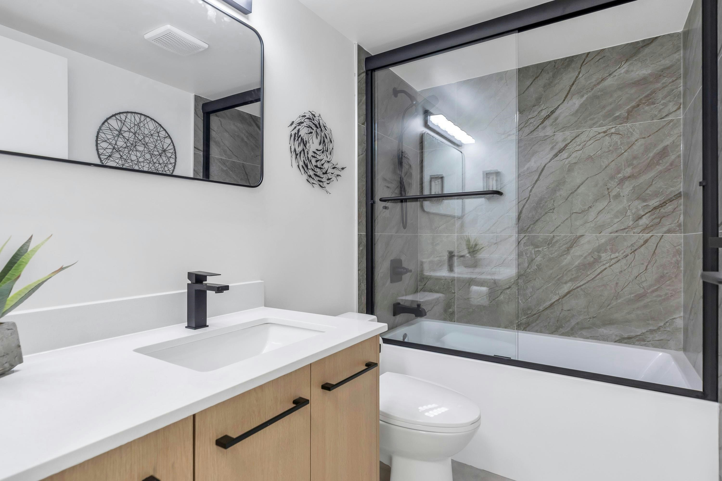 1001-2733 Chandlery Place, Vancouver, BC, V5S 4V3 - 20
