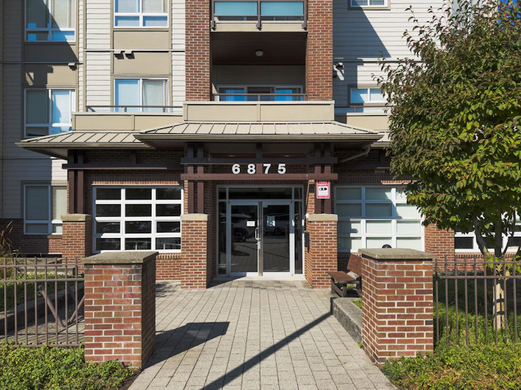 305-6875 Dunblane Avenue, Burnaby, BC, V5J 0G6 - 2