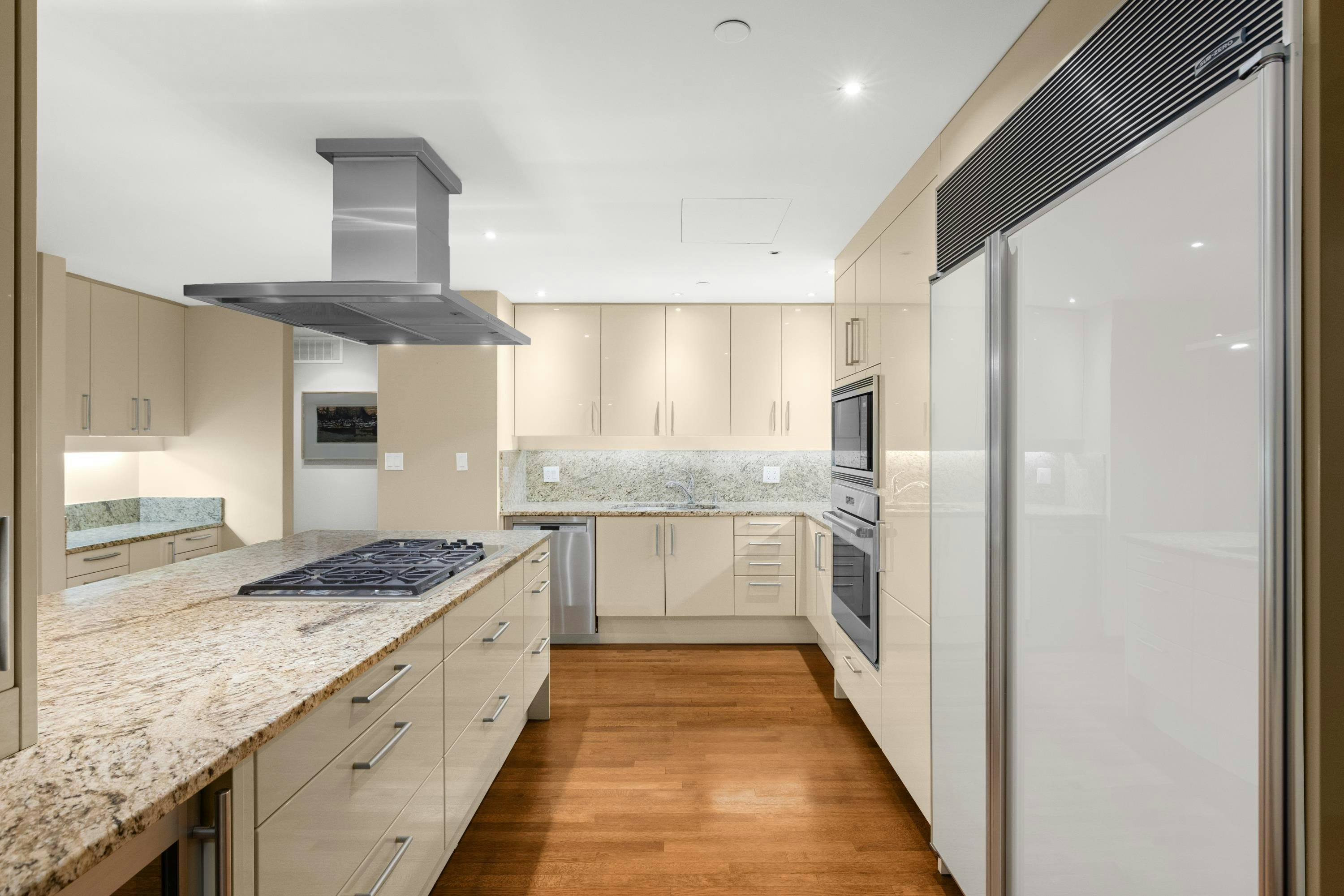 10-2250 Bellevue Avenue, West Vancouver, BC, V7V 1C6 - 10