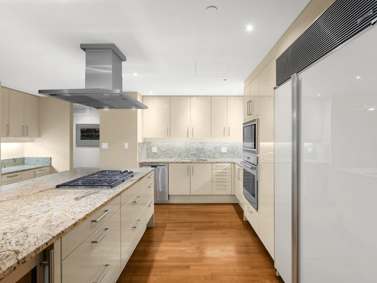 10-2250 Bellevue Avenue, West Vancouver, BC, V7V 1C6 - 10