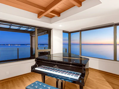 10-2250 Bellevue Avenue - 5
