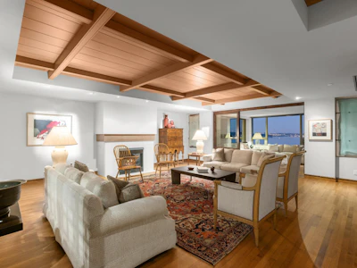 10-2250 Bellevue Avenue - 3