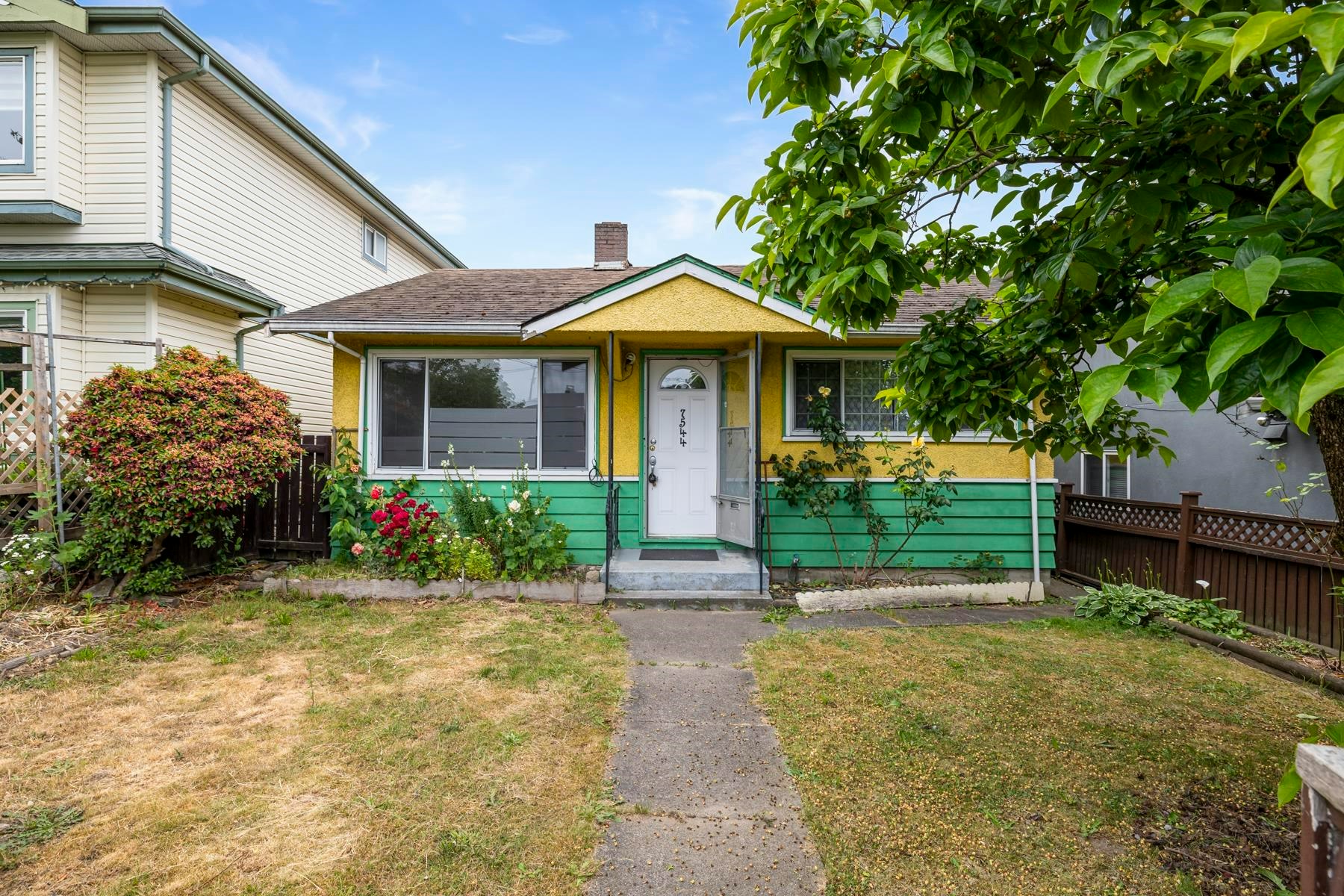 7544 Main Street, Vancouver, BC, V5V 3R6 - 7