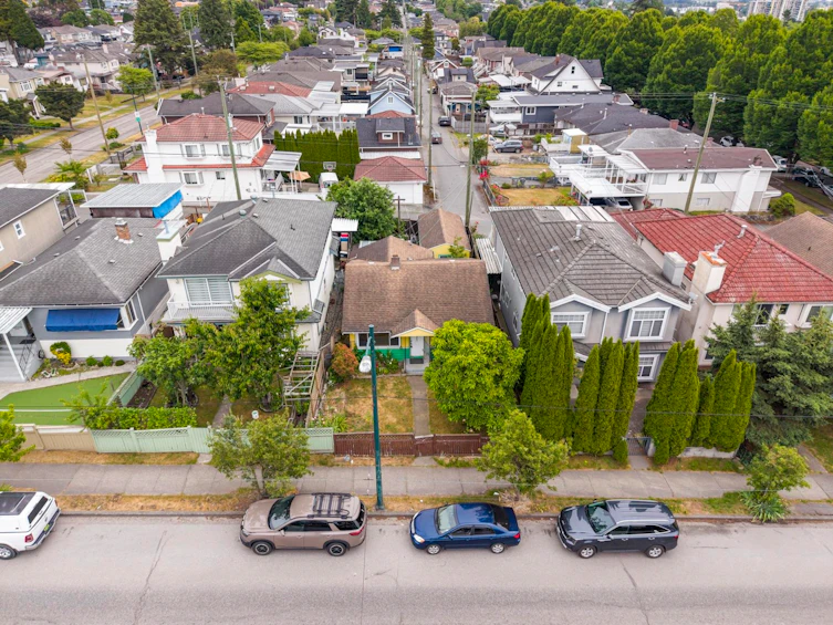 7544 Main Street, Vancouver, BC, V5V 3R6 - 21