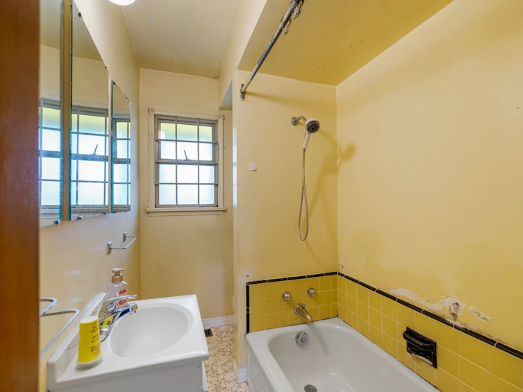 7544 Main Street, Vancouver, BC, V5V 3R6 - 33