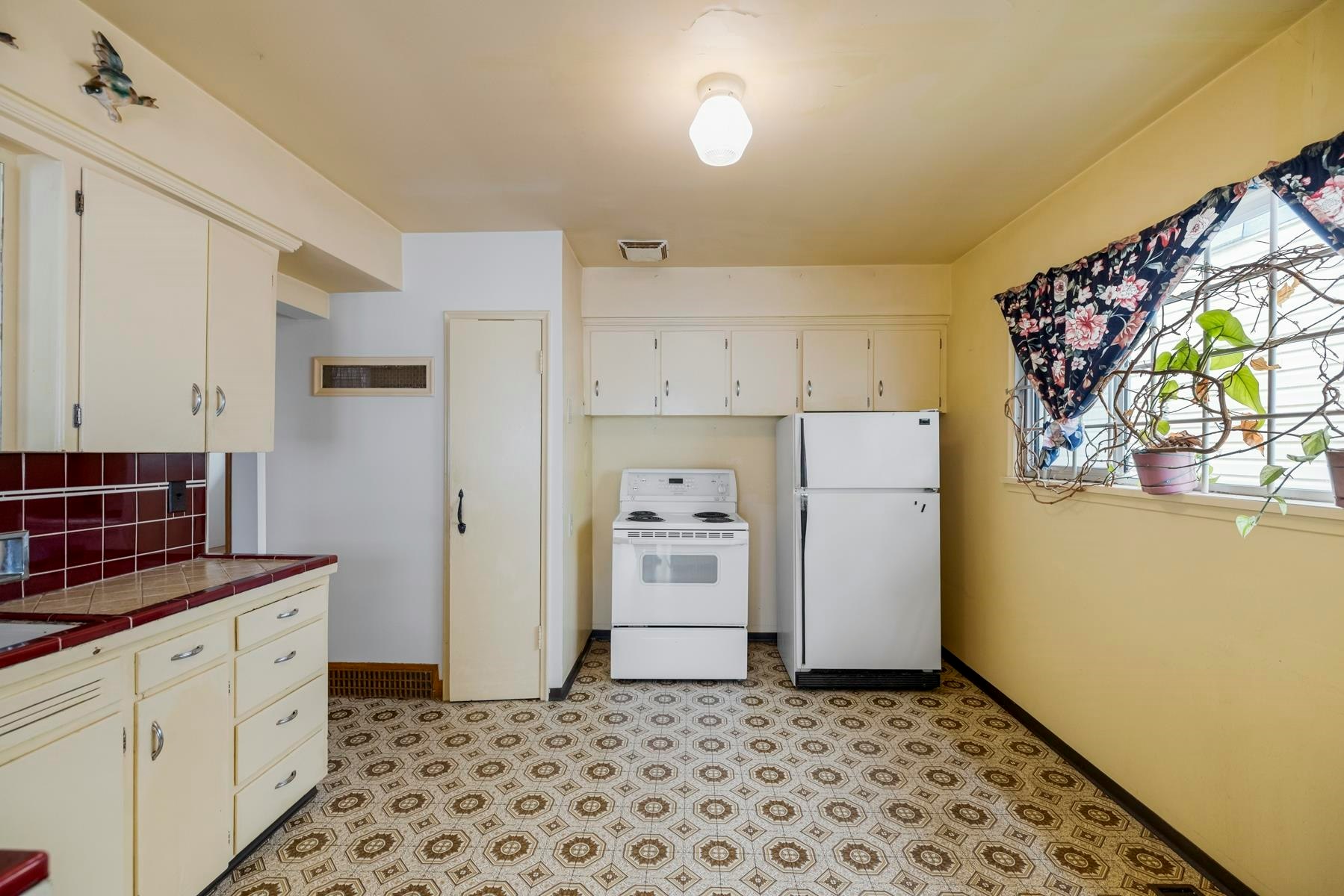 7544 Main Street, Vancouver, BC, V5V 3R6 - 30