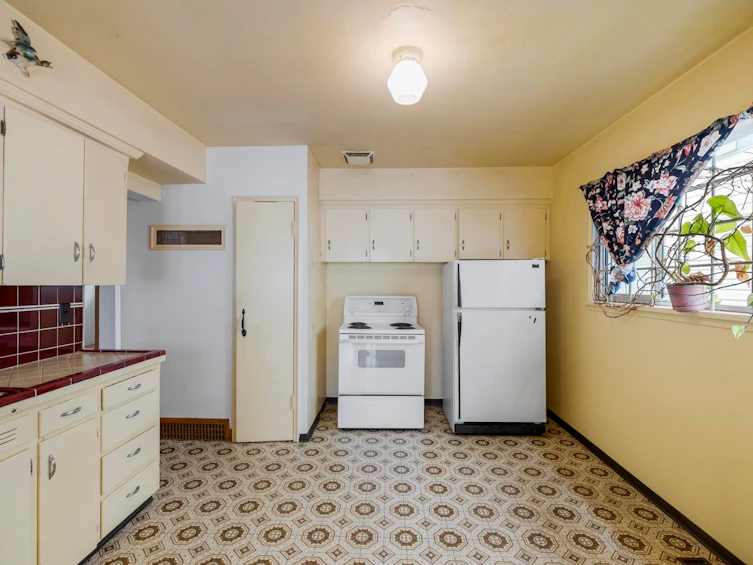 7544 Main Street, Vancouver, BC, V5V 3R6 - 30