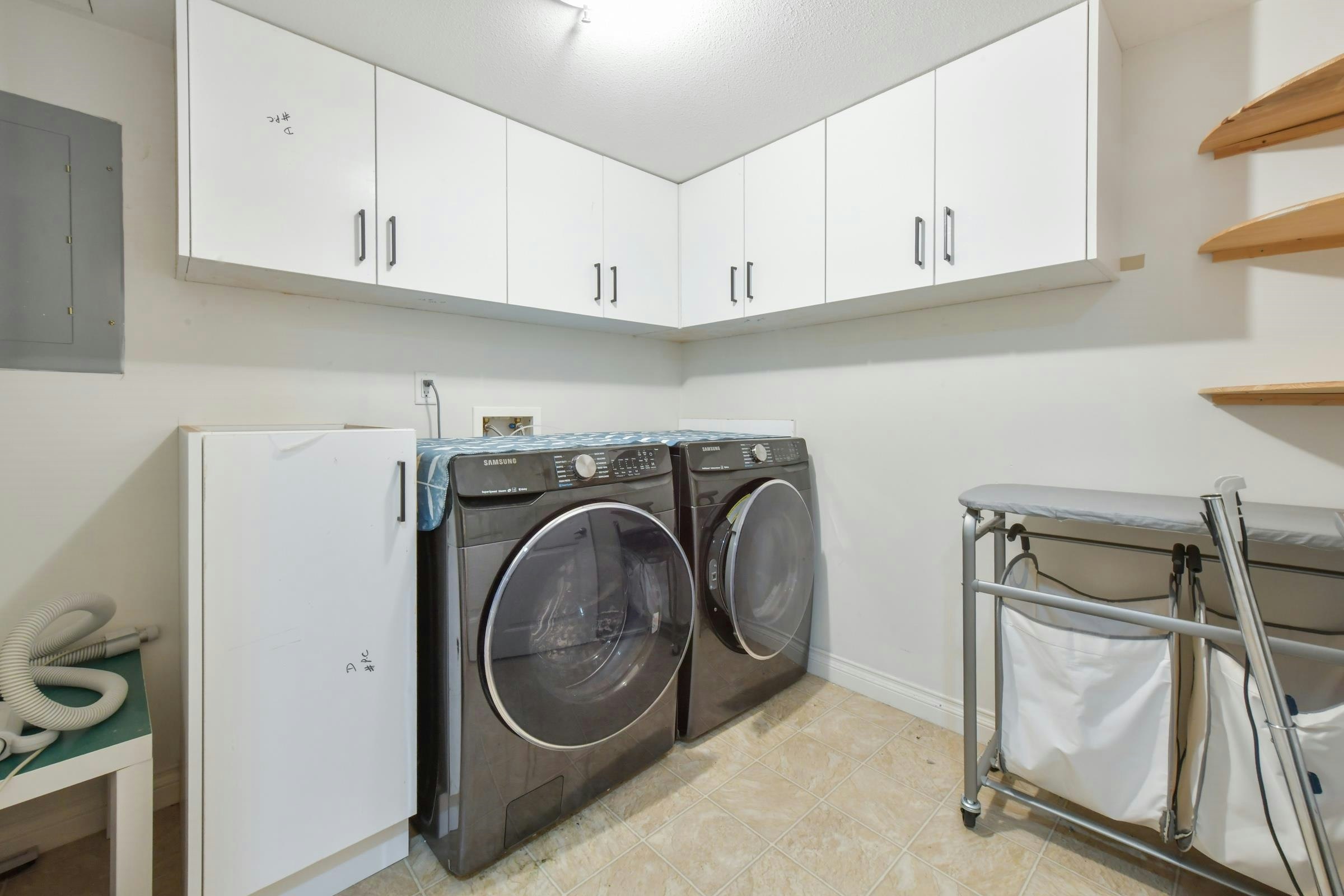 18043 70 Avenue, Surrey, BC, V3S 6X3 - 14