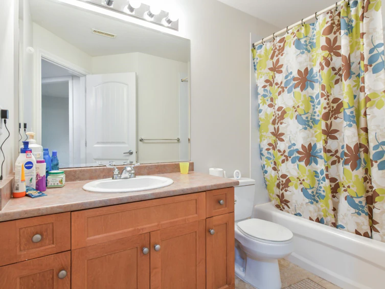 18043 70 Avenue, Surrey, BC, V3S 6X3 - 15