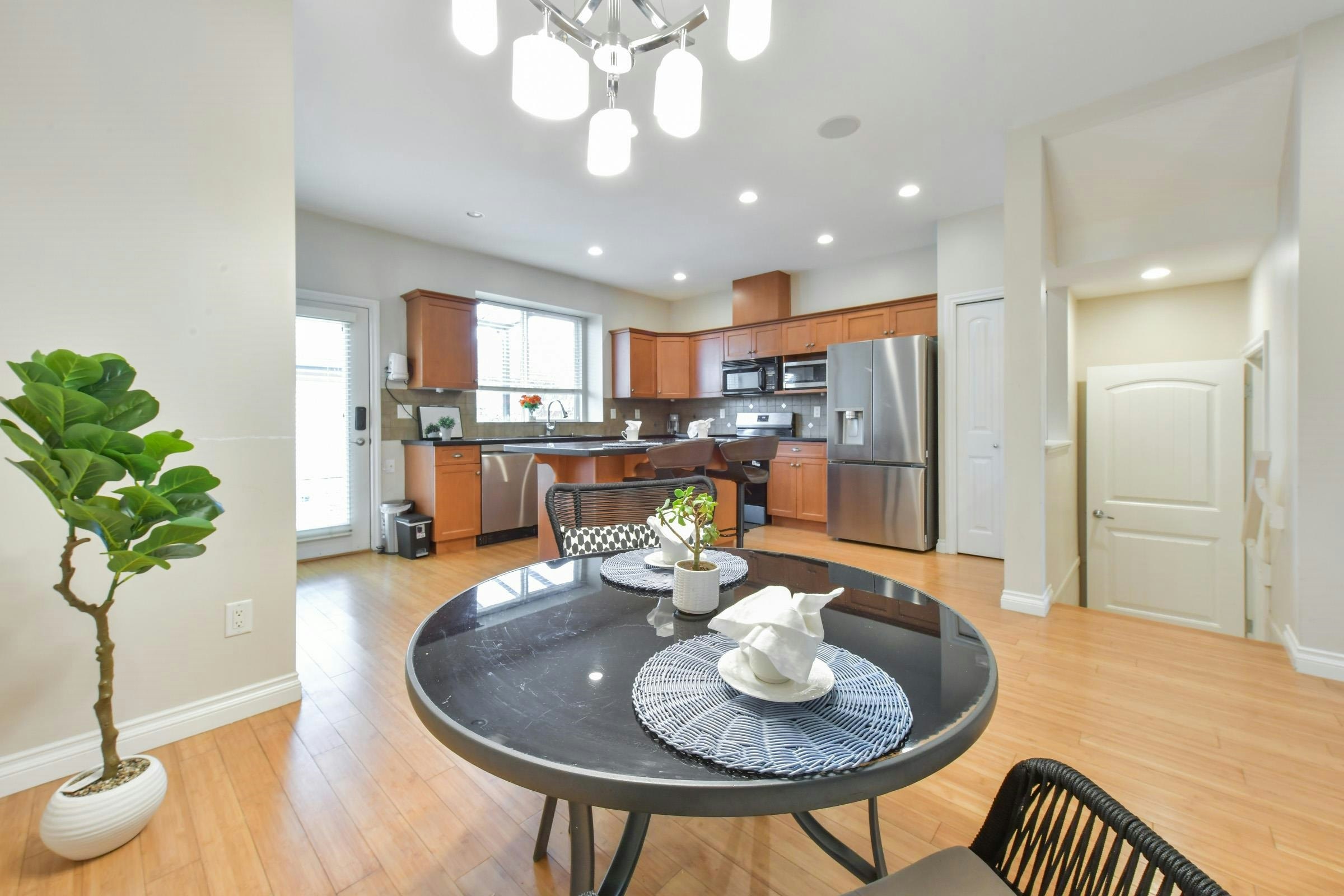 18043 70 Avenue, Surrey, BC, V3S 6X3 - 8