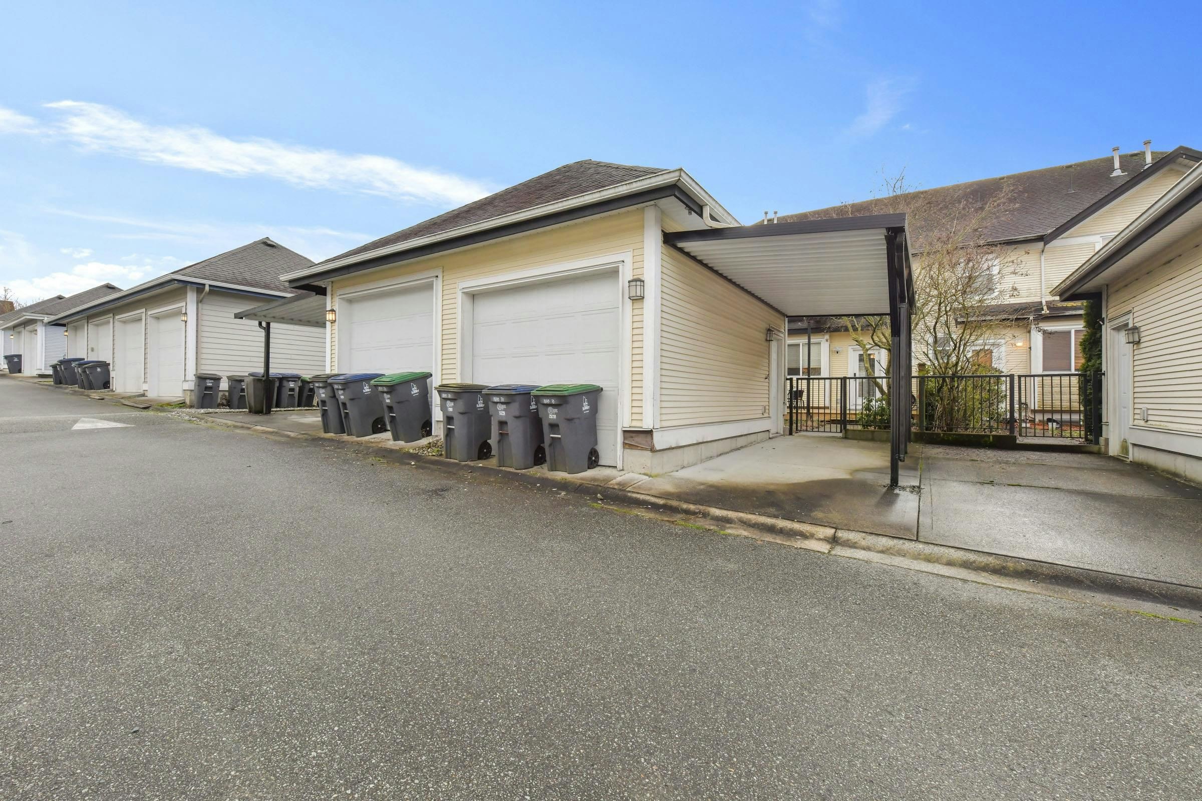 18043 70 Avenue, Surrey, BC, V3S 6X3 - 25