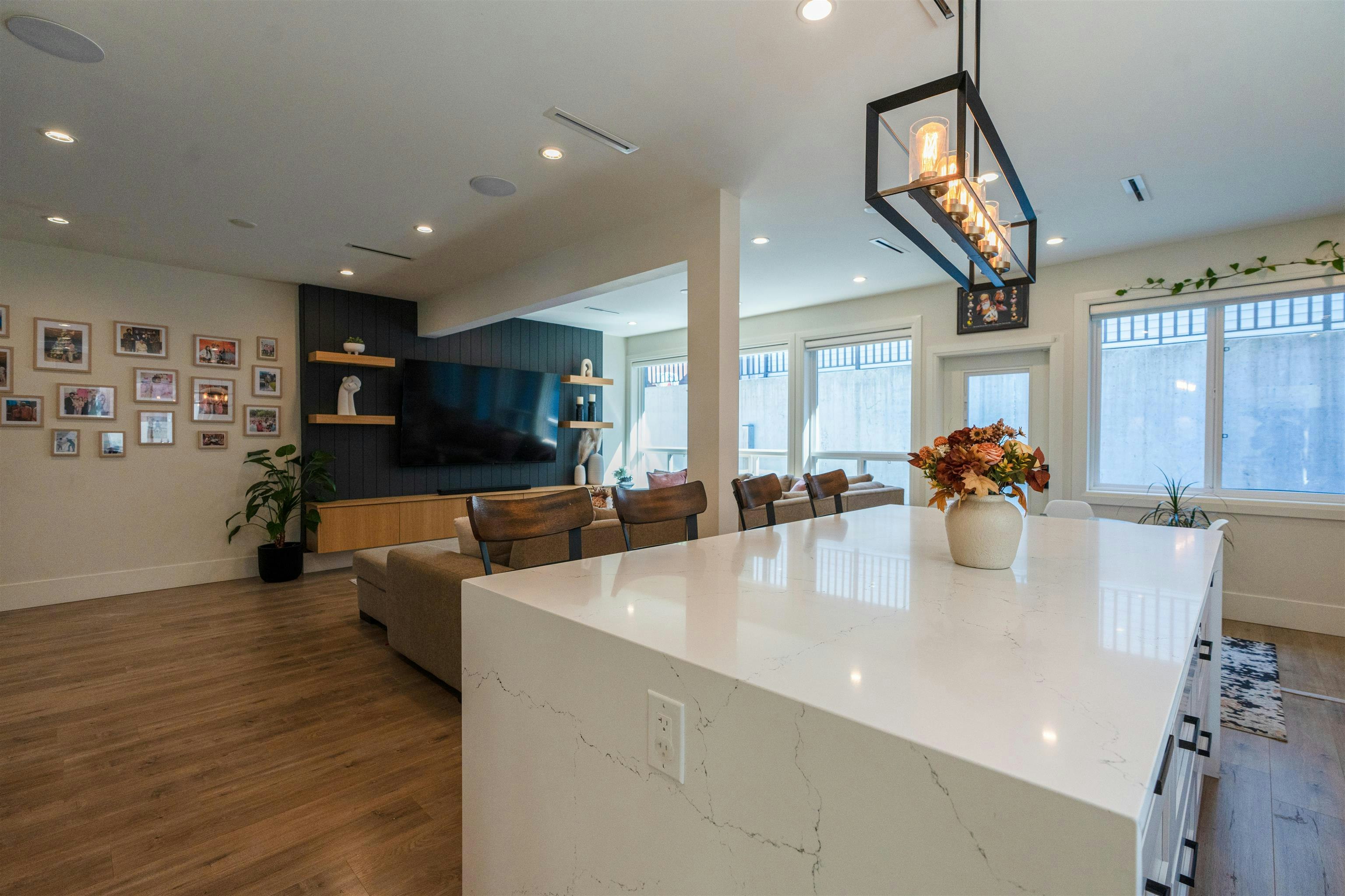 10362 125 Street, Surrey, BC, V3V 4Y7 - 9