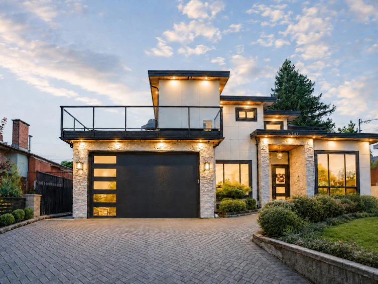 10362 125 Street, Surrey, BC, V3V 4Y7