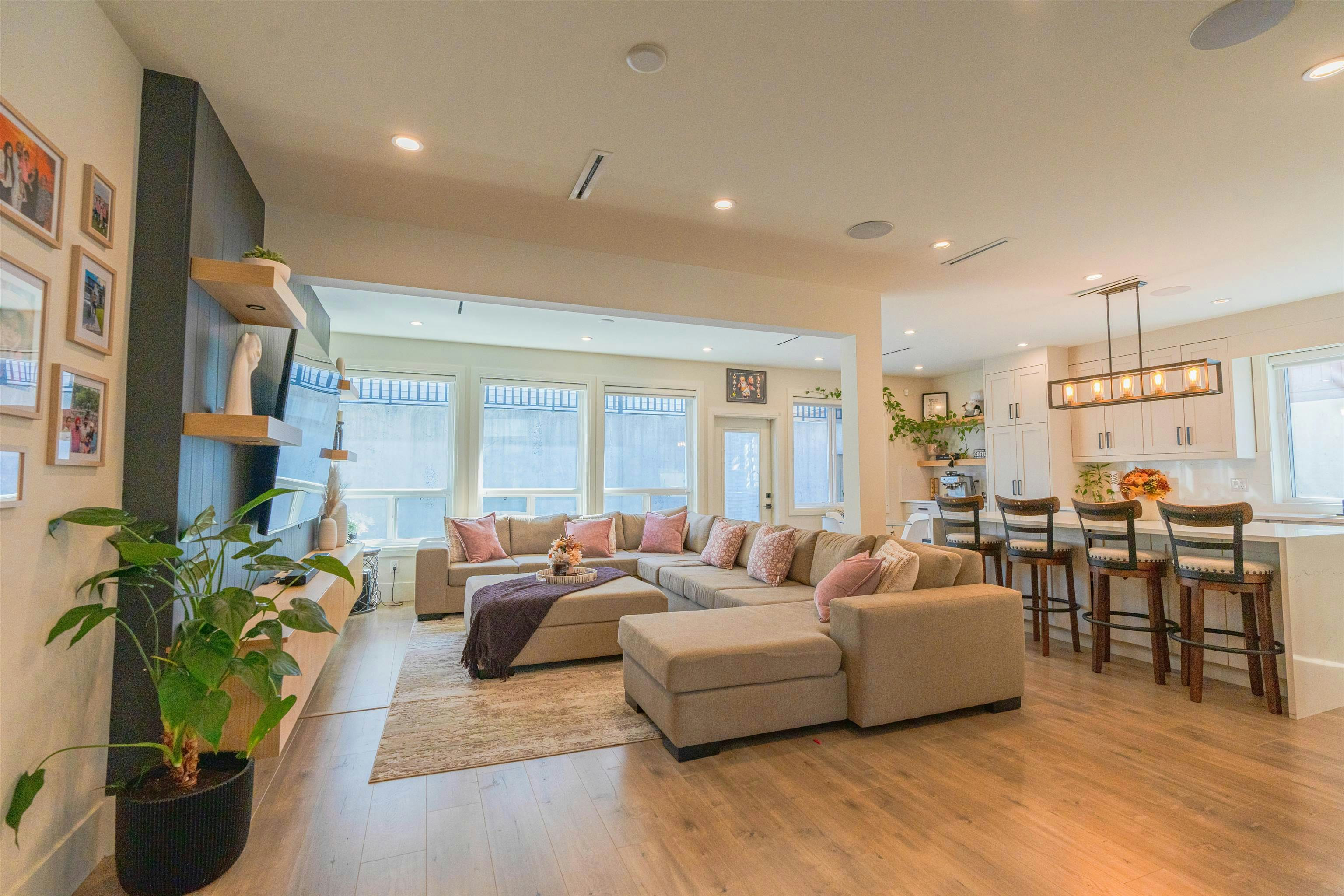 10362 125 Street, Surrey, BC, V3V 4Y7 - 7