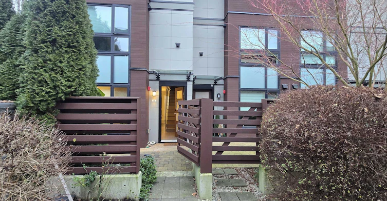 9-2358 Western Avenue, North Vancouver, BC, V7M 2L3 - 2