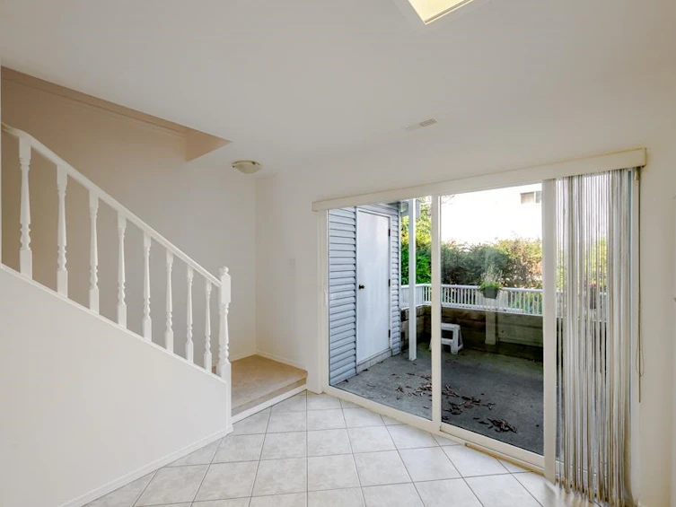 16-13713 72a Avenue, Surrey, BC, V3W 1K2 - 18