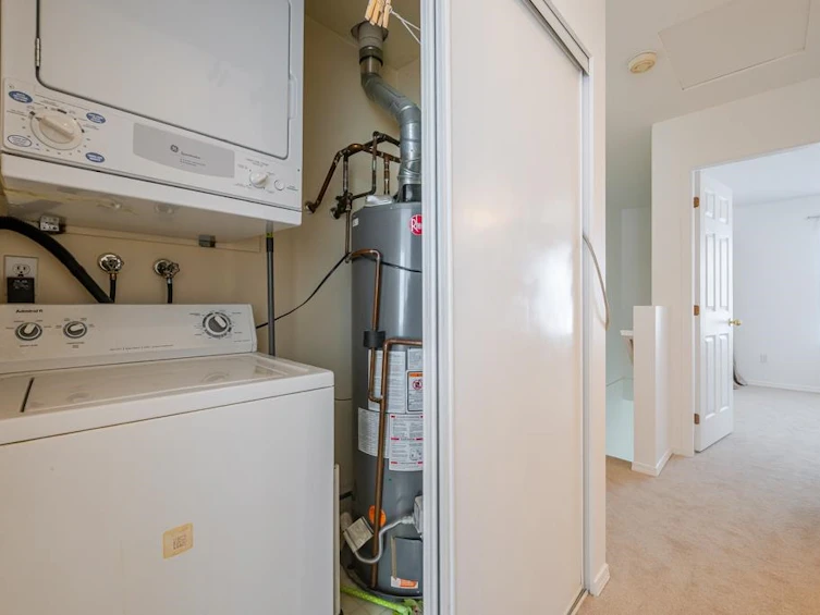 16-13713 72a Avenue, Surrey, BC, V3W 1K2 - 21