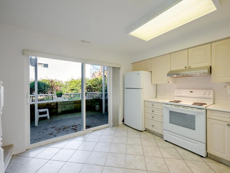 16-13713 72a Avenue, Surrey, BC, V3W 1K2 - 14
