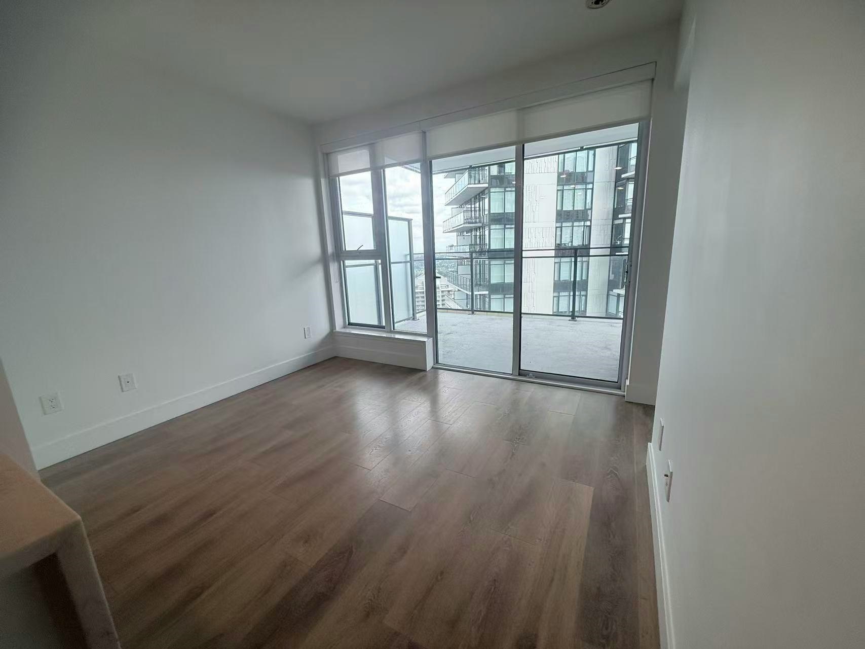 2510-4711 Hazel Street - 5