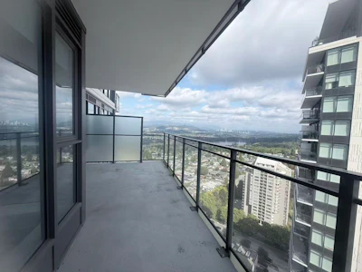 2510-4711 Hazel Street - 2