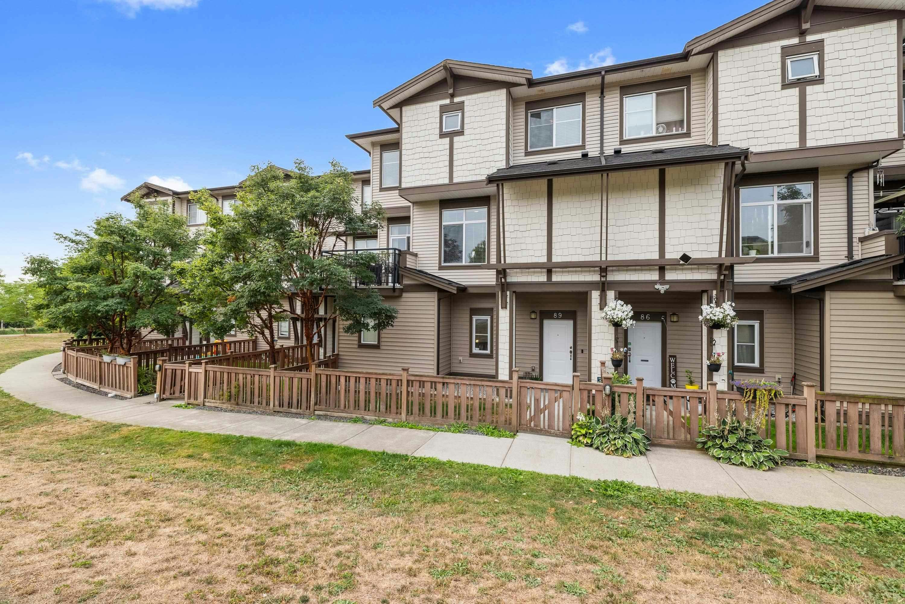 89-19433 68 Avenue - 3