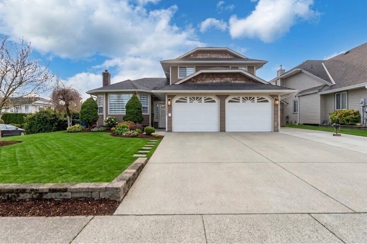 32066 Sorrento Avenue, Abbotsford, BC, V2T 5B7 - 2