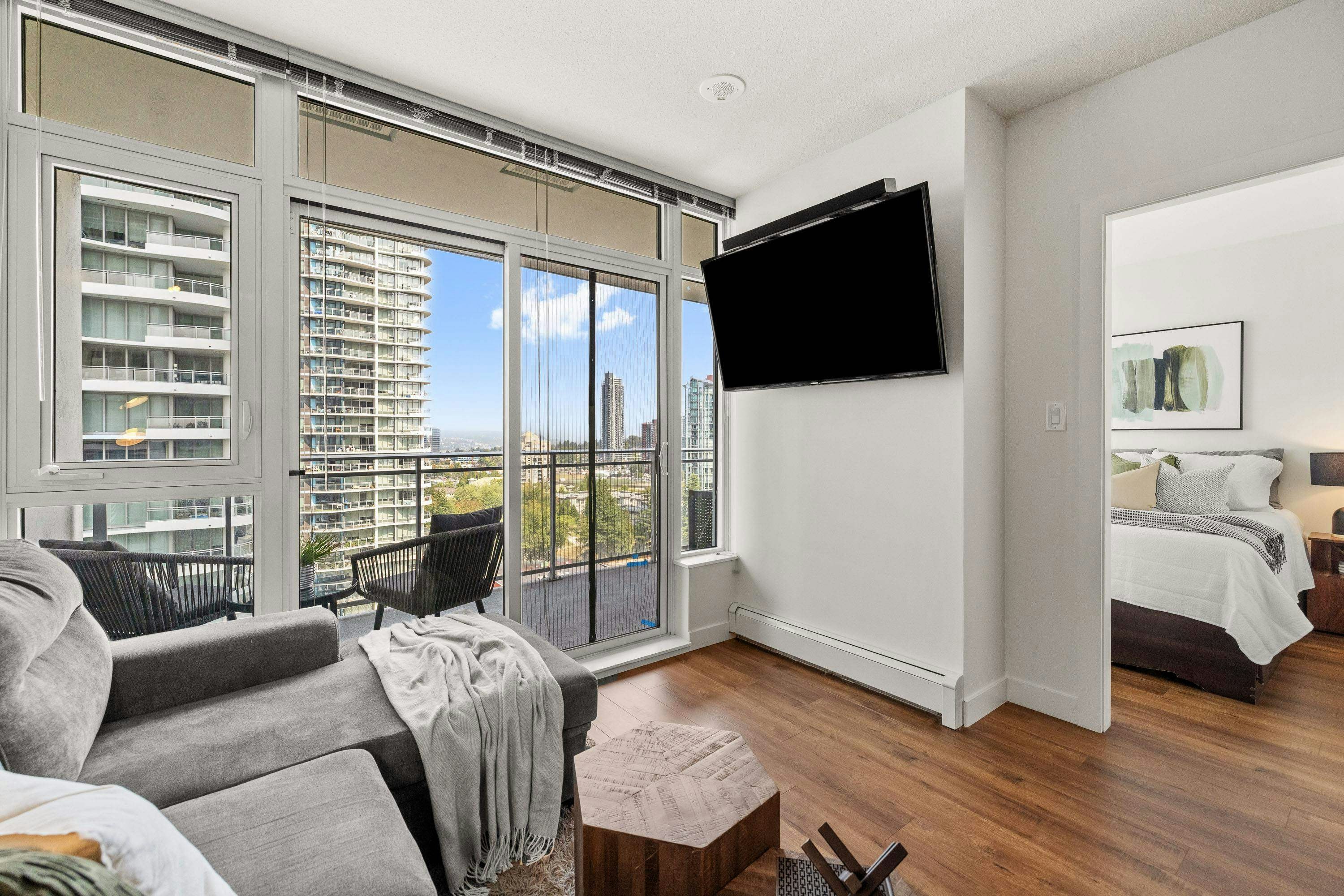1201-13308 Central Avenue, Surrey, BC, V3T 0M4 - 8