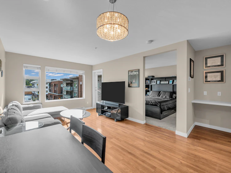 401-1677 Lloyd Avenue, North Vancouver, BC, V7P 0B1 - 6