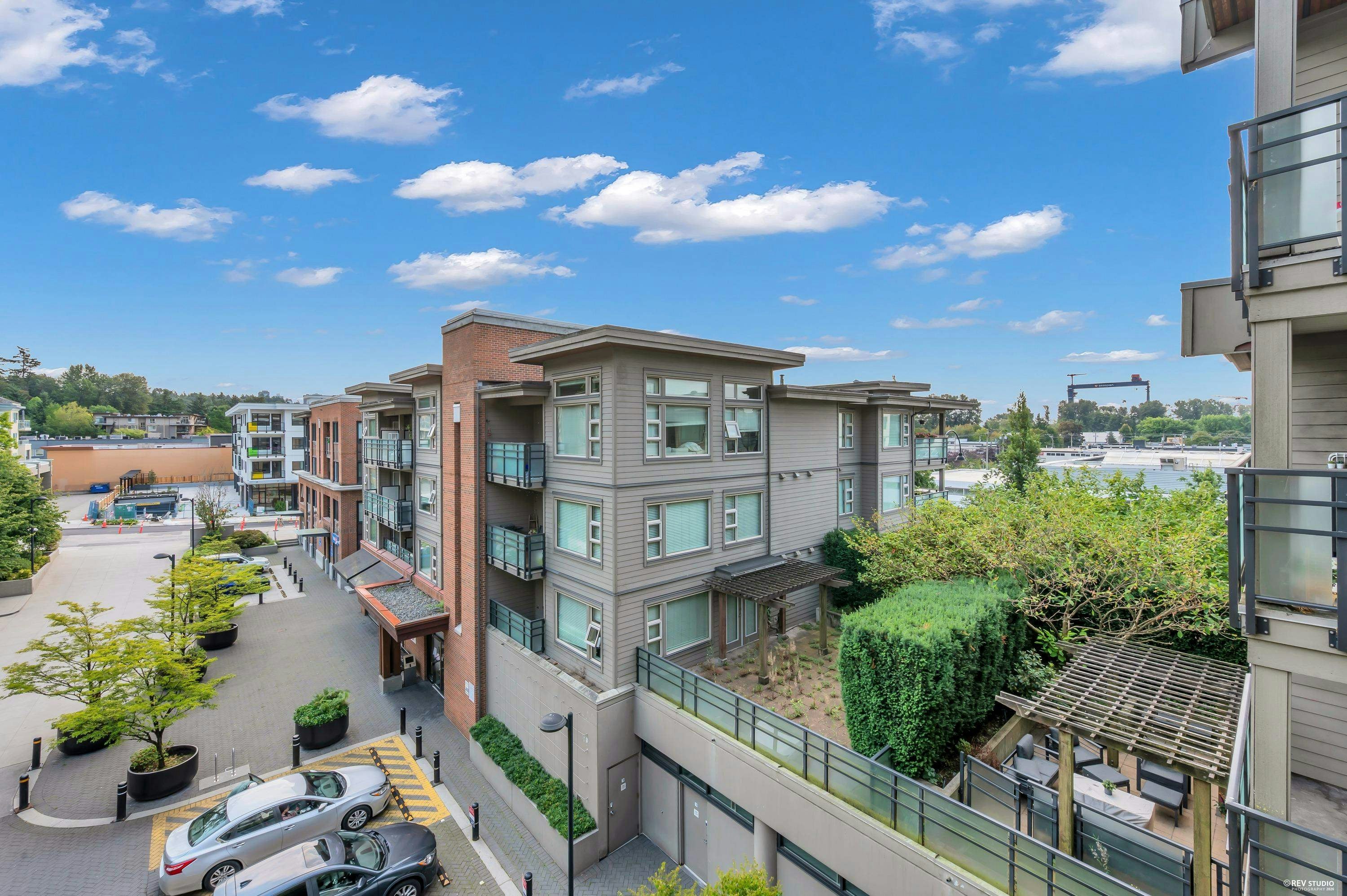 401-1677 Lloyd Avenue, North Vancouver, BC, V7P 0B1 - 20
