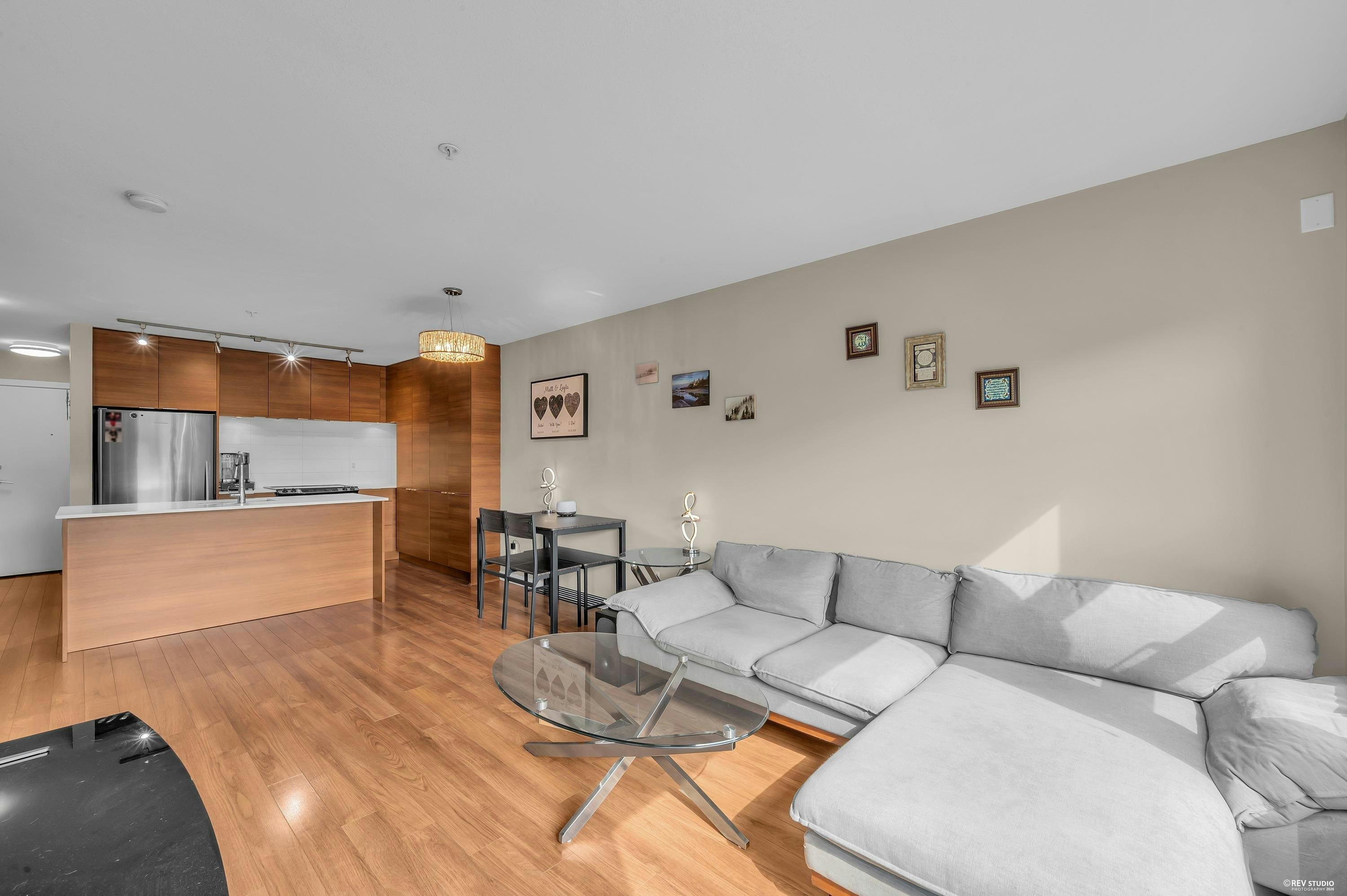 401-1677 Lloyd Avenue, North Vancouver, BC, V7P 0B1 - 10
