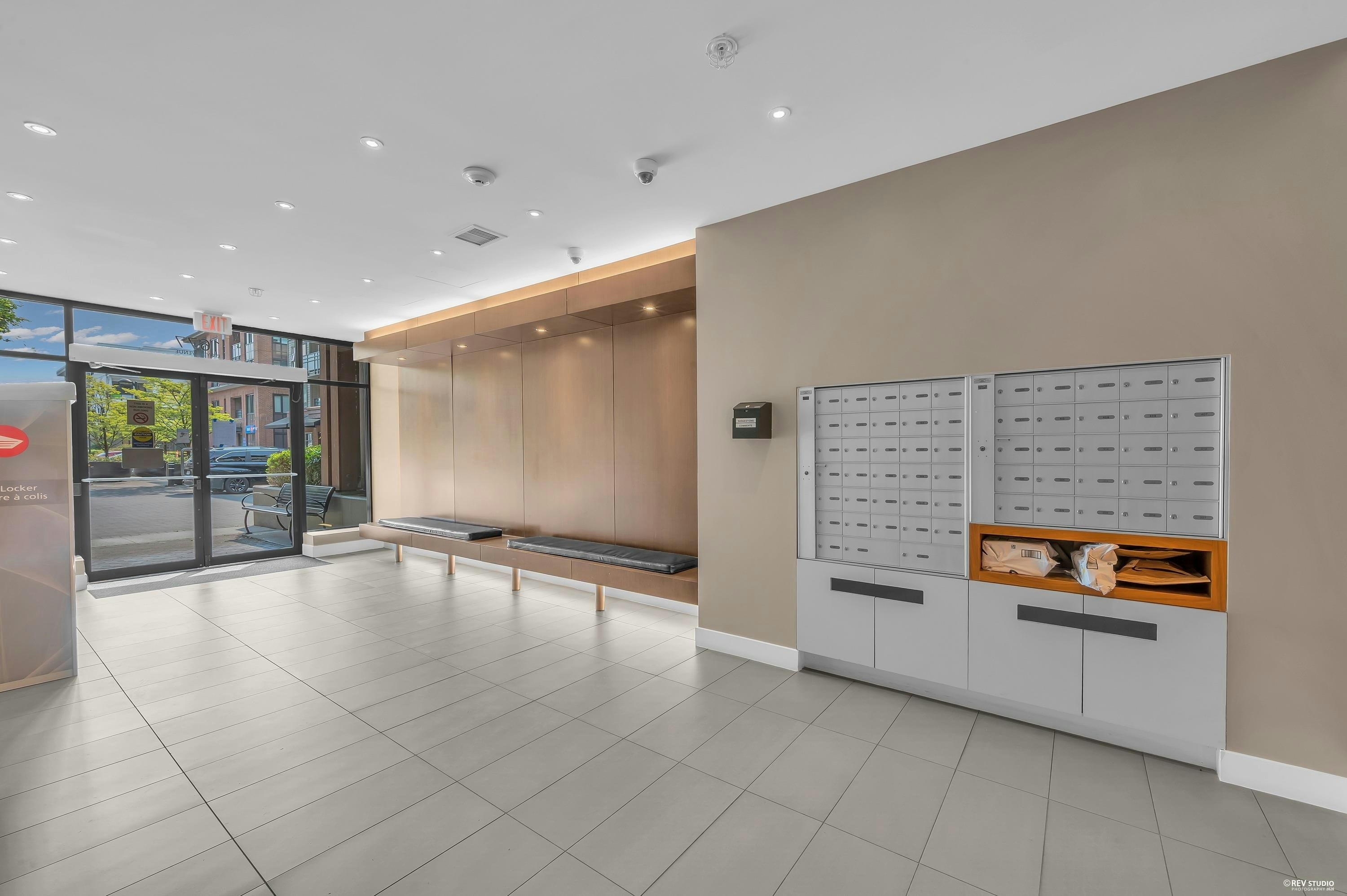401-1677 Lloyd Avenue, North Vancouver, BC, V7P 0B1 - 24