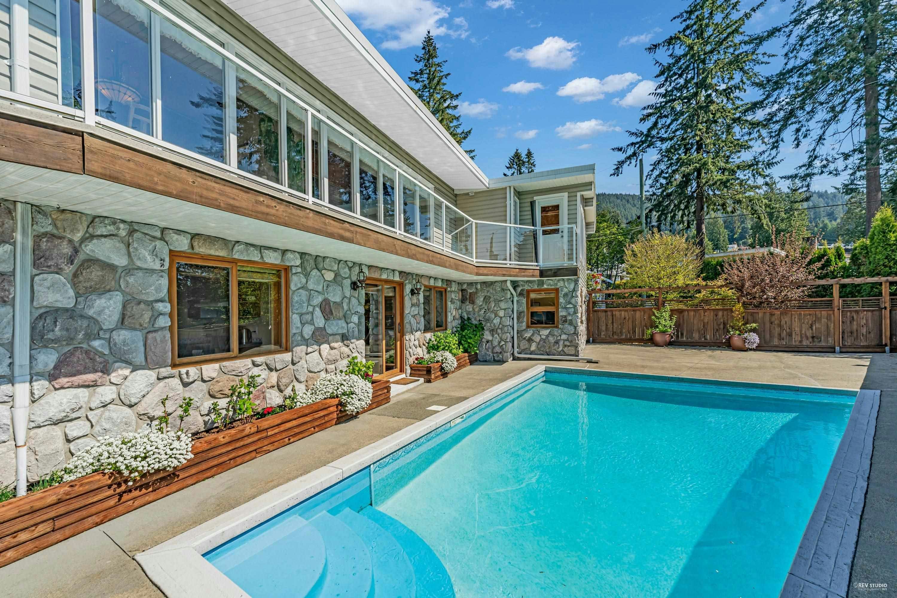 4323 Valencia Avenue, North Vancouver, BC, V7N 4A7