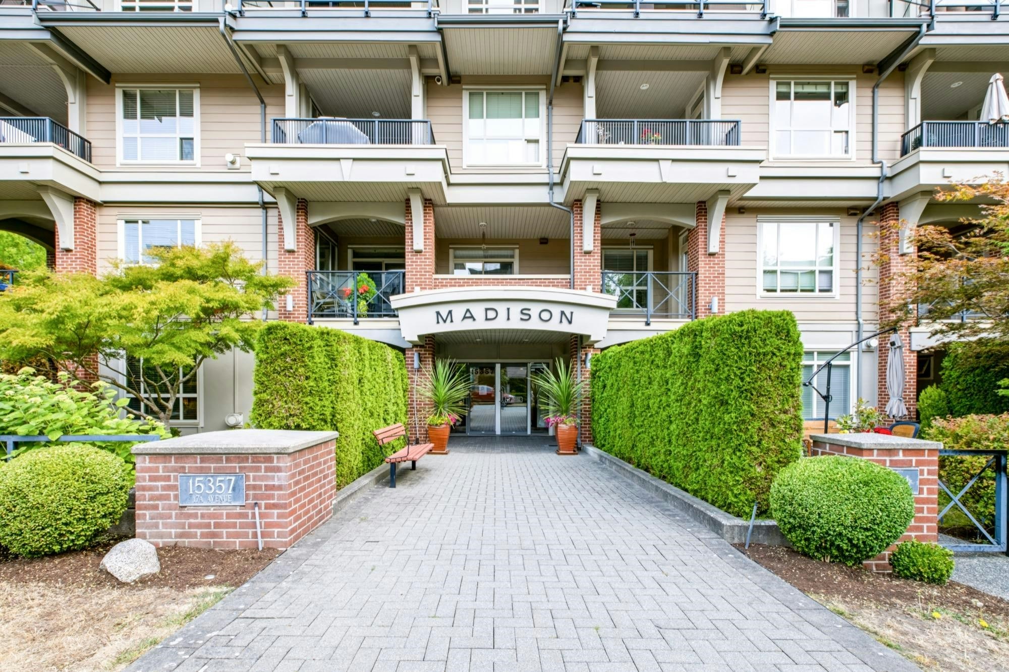 110-15357 17a Avenue, Surrey, BC, V4A 1V4