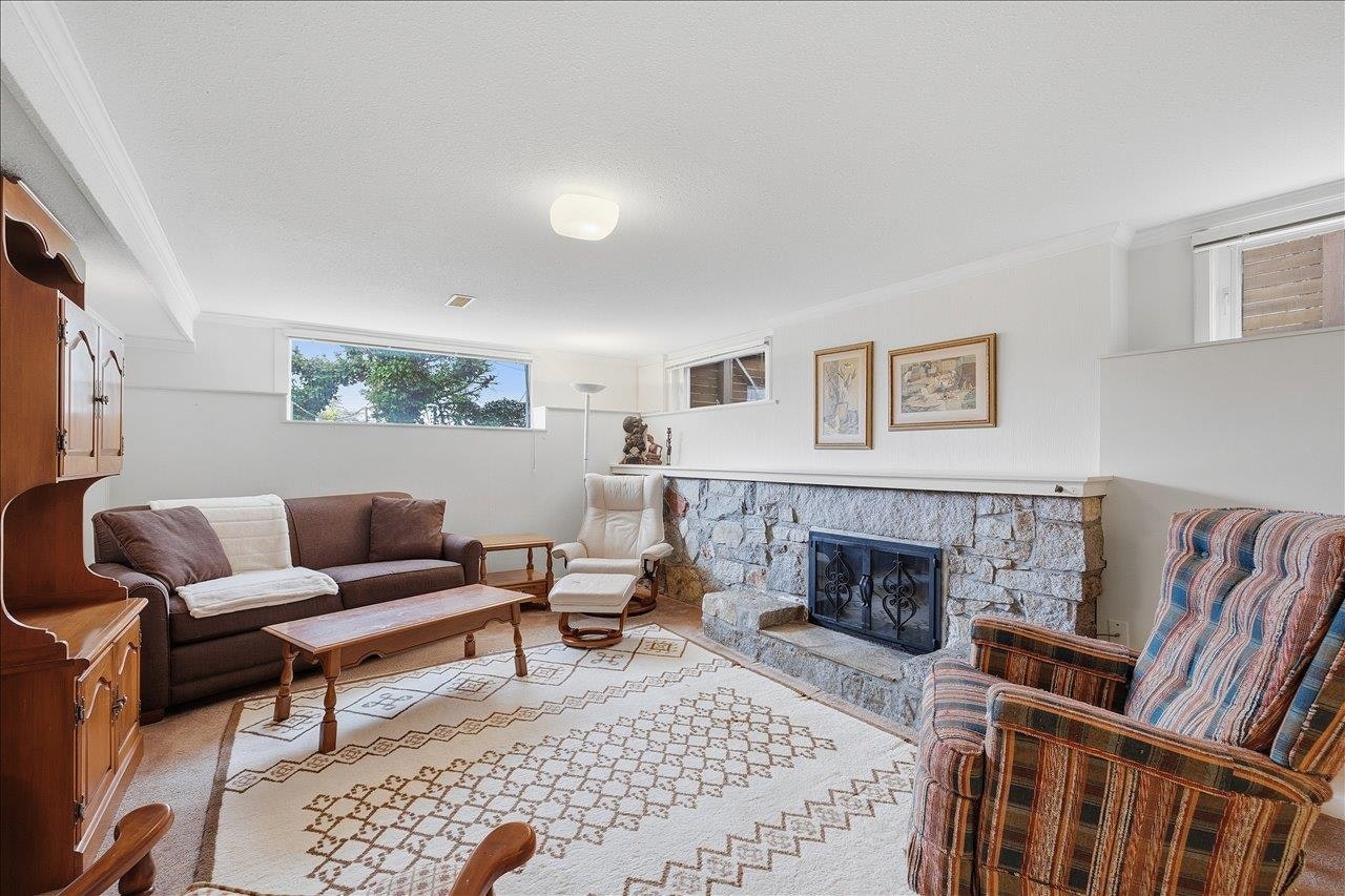982 Braeside Street, West Vancouver, BC, V7T 2K8 - 30