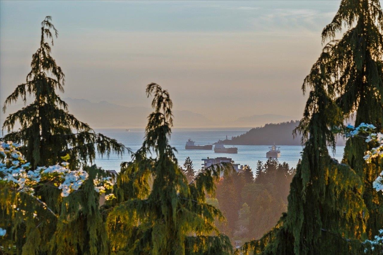 982 Braeside Street, West Vancouver, BC, V7T 2K8 - 19