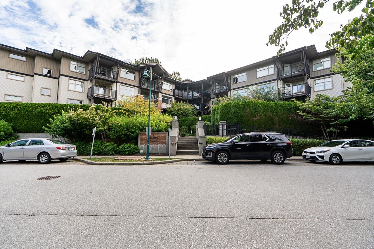 213-400 Klahanie Drive, Port Moody, BC, V3B 3H7