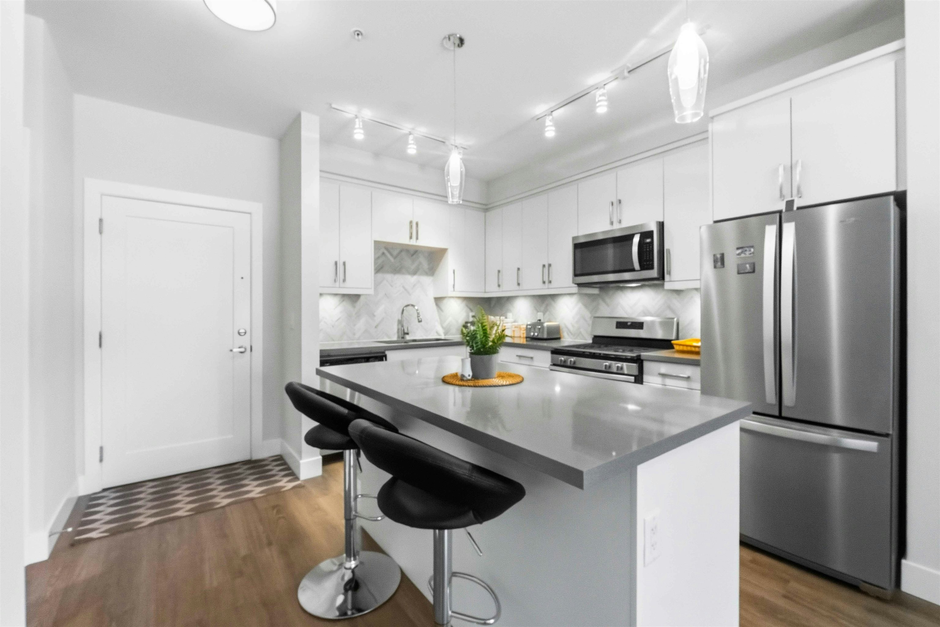 309-14605 Mcdougall Drive, Surrey, BC, V4P 0G7 - 25