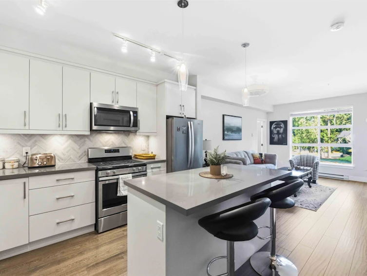 309-14605 Mcdougall Drive, Surrey, BC, V4P 0G7 - 4